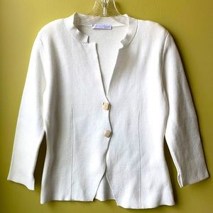 Beautifully crafted Fabiana Filipino Sweater